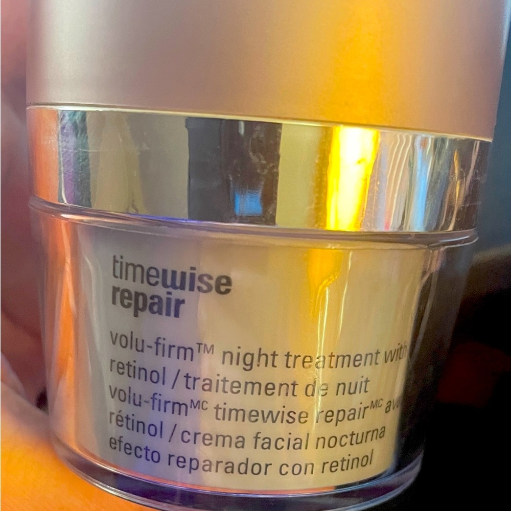 Mary Kay TimeWise Repair Volu-Firm Night Treatment with Retinol